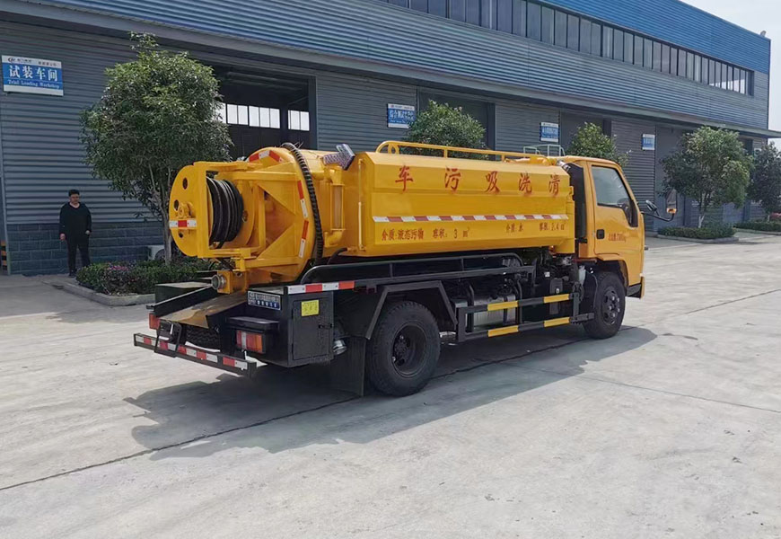 國(guó)六江鈴順達(dá)清洗吸污車圖片